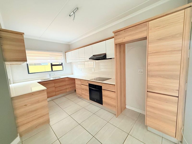 Luxury Living with Premium Estate Facilities - Photo 4