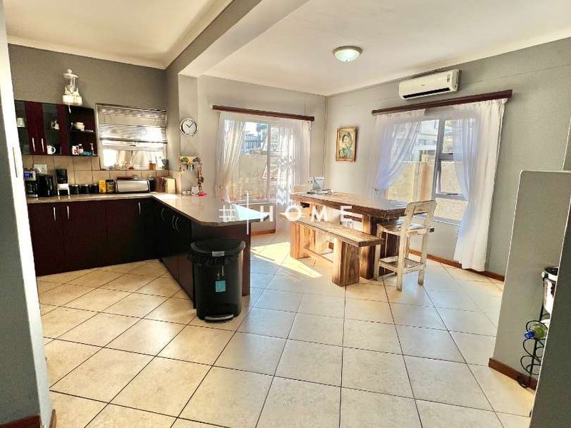 Family Home for sale near Windhoek Gimnasium - Photo 10