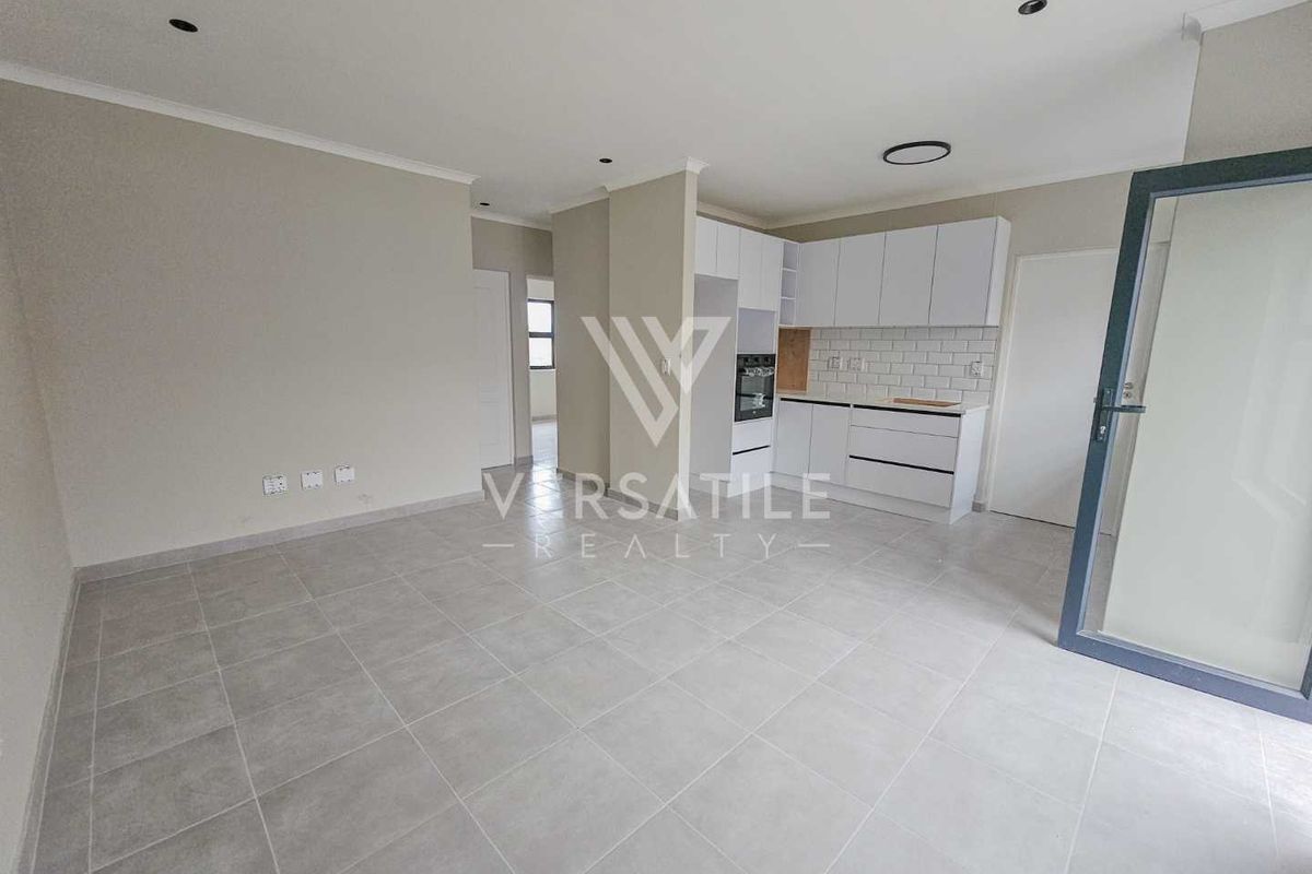 Single Level Townhouse - Photo 3