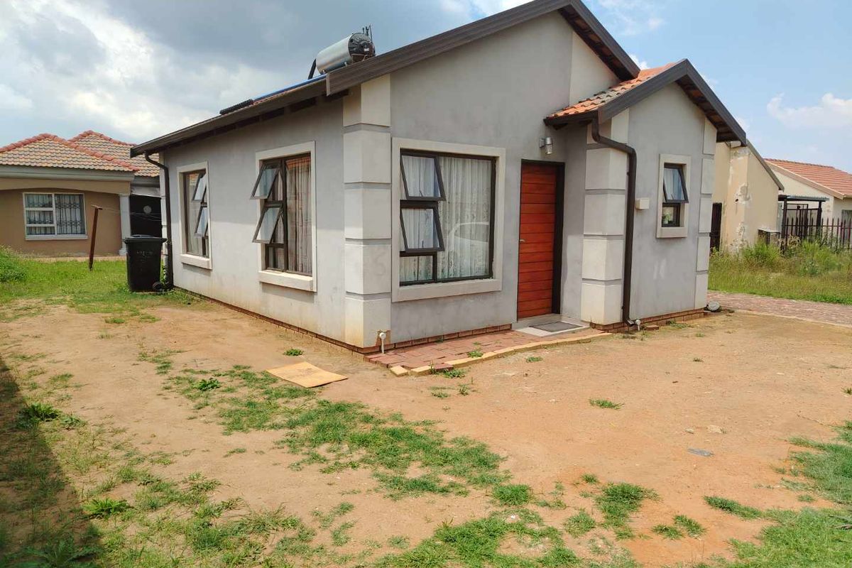 A great starter home - Photo 2