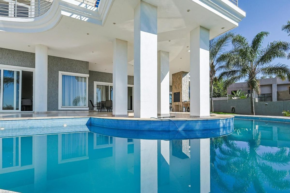 Luxurious House to Rent - Photo 3