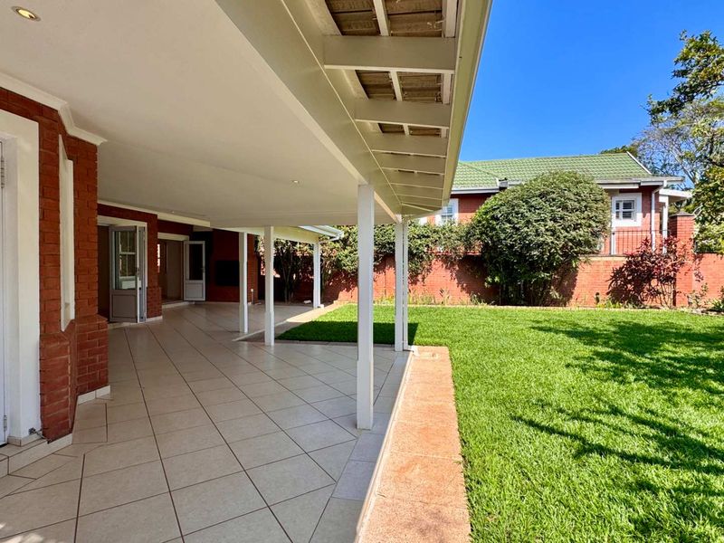 Stepless Living within a secure Gated Estate - Photo 2