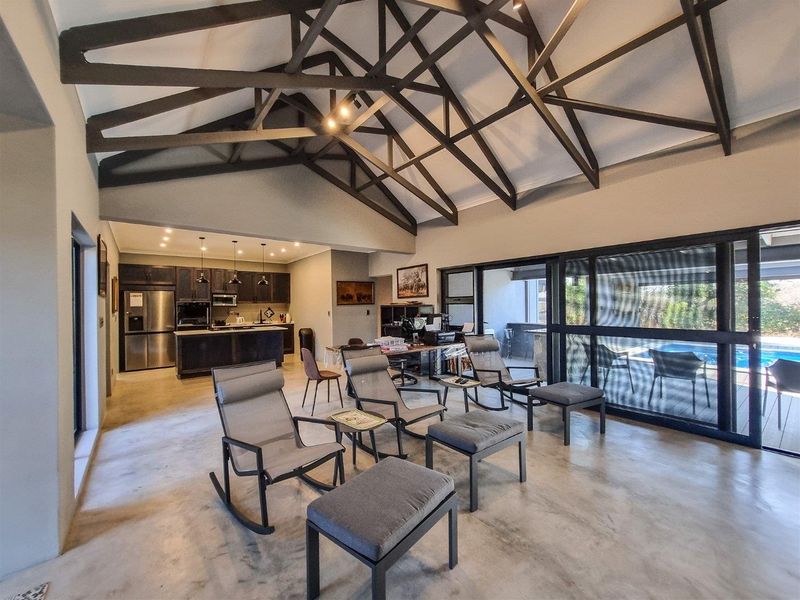 Modern Home in a Tranquil Area - Photo 4