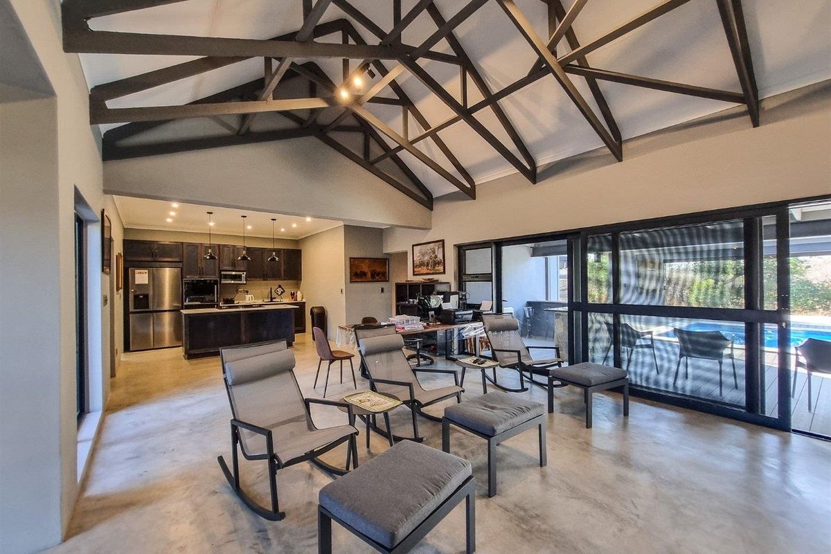 Modern Home in a Tranquil Area - Photo 4