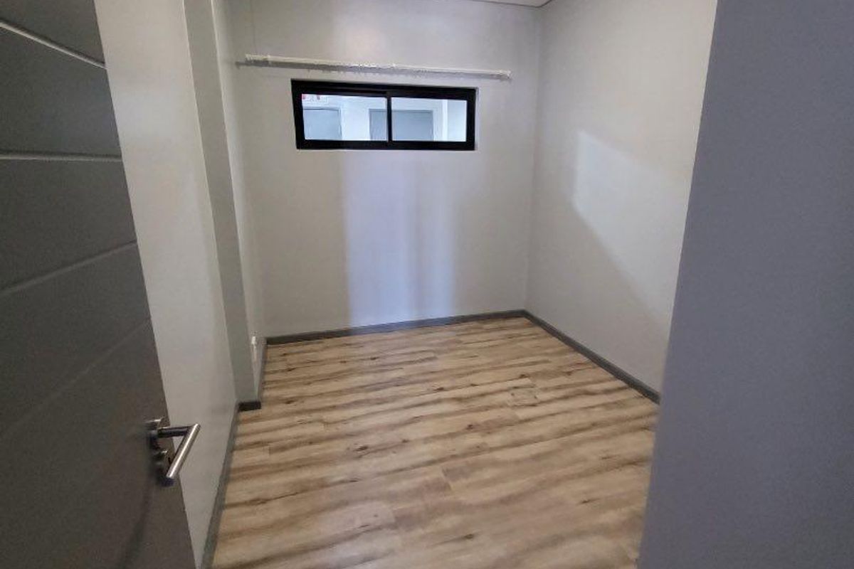 Modern 2-Bedroom Apartment (56 qm) for Rent – Merensky Towers - Photo 2