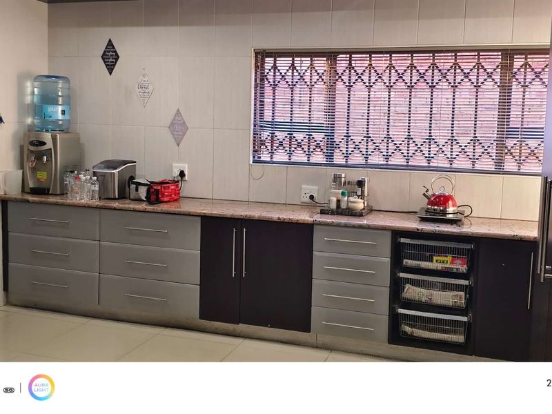 Huge Family Home for Rental - Photo 9