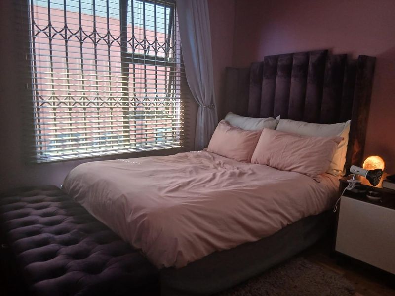 Beautifully well maintained home in Boomed off Area - Photo 9