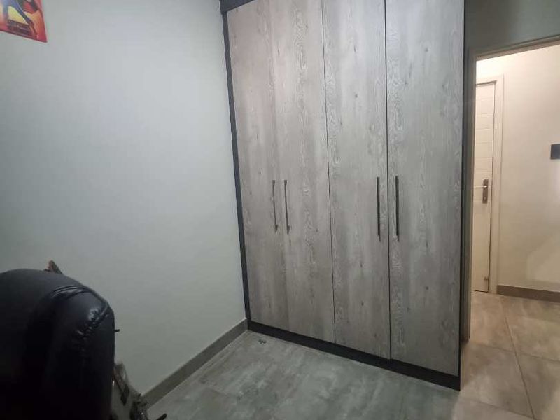 Modern 2 bed 2 Bath Apartment - Photo 10