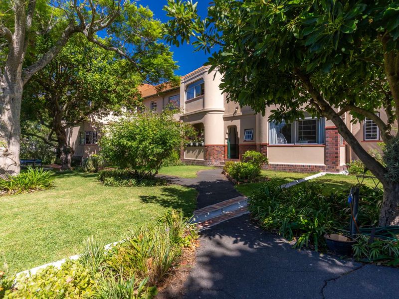 A Haven - Neat & Spacious Lock-Up-and-Go Apartment. - Photo 3