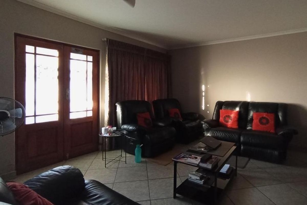 3 Bedroom Home For Sale In Ninapark - Photo 4