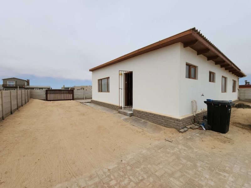 PRICE DROPPED WITH N$110,000 TO N$ 950,000... - Photo 2