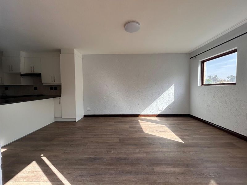 Beautifully Renovated 1-Bedroom Sectional Title Unit for Sale – New Market Park, Alberton - Photo 4