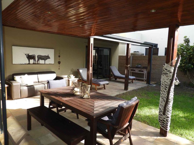 Beautiful corner home in Atlantic Links Estate, Melkbosstrand - Photo 6