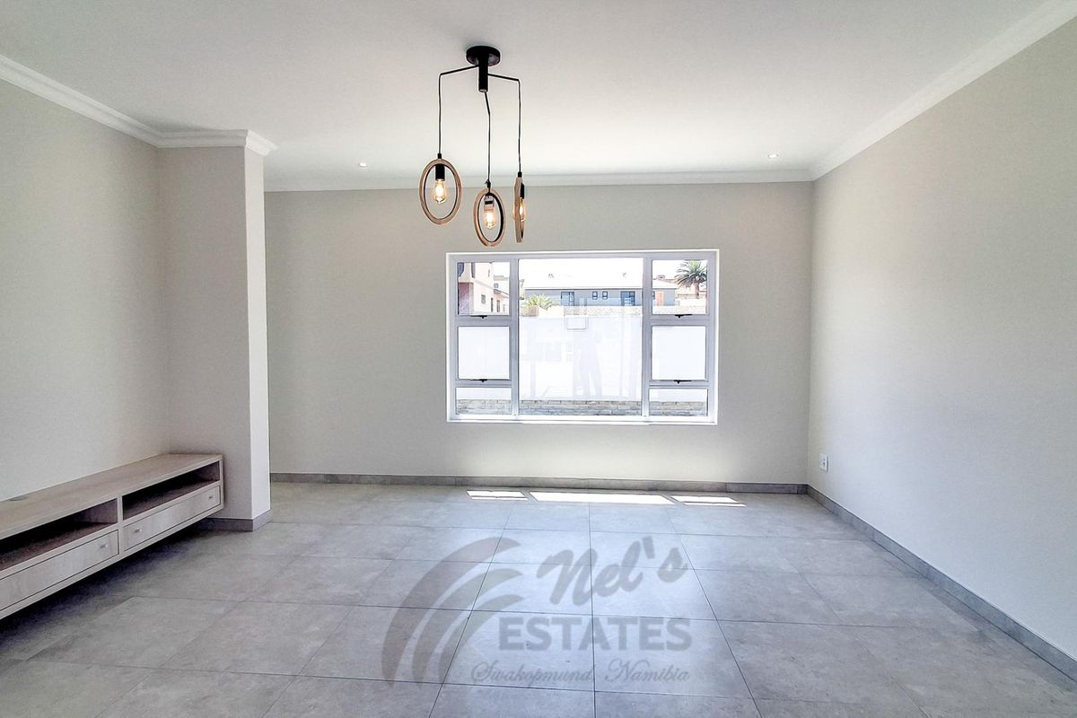 Newly Built Home with Separate Flat For Sale in Ocean View, Swakopmund - Photo 5