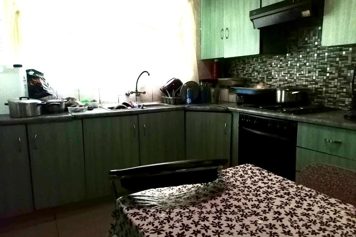 Charming 3-Bedroom Family Home in Seshego Zone 5 – Perfect Fixer-Upper Opportunity! - Photo 2