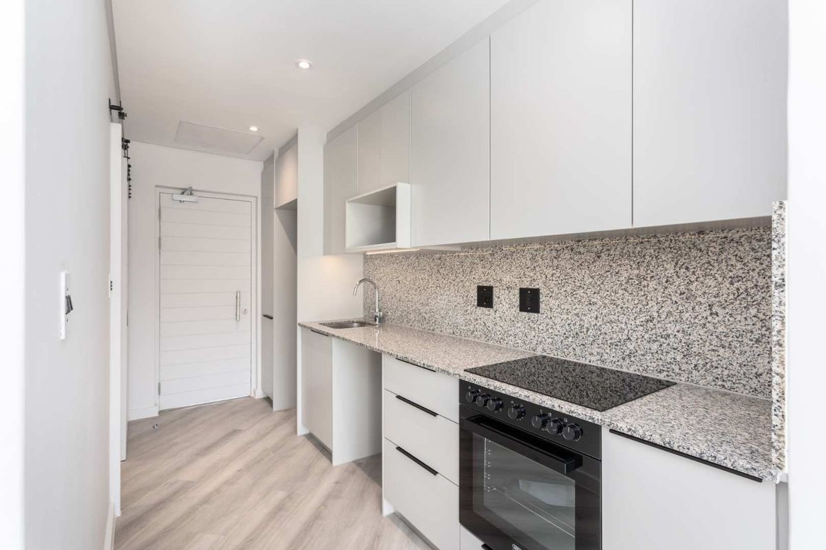 Modern Studio Apartment with Mountain Views - Ideal Investment Opportunity - Photo 4