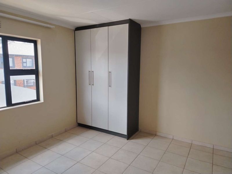 Spacious Newly Built Apartments - Photo 7