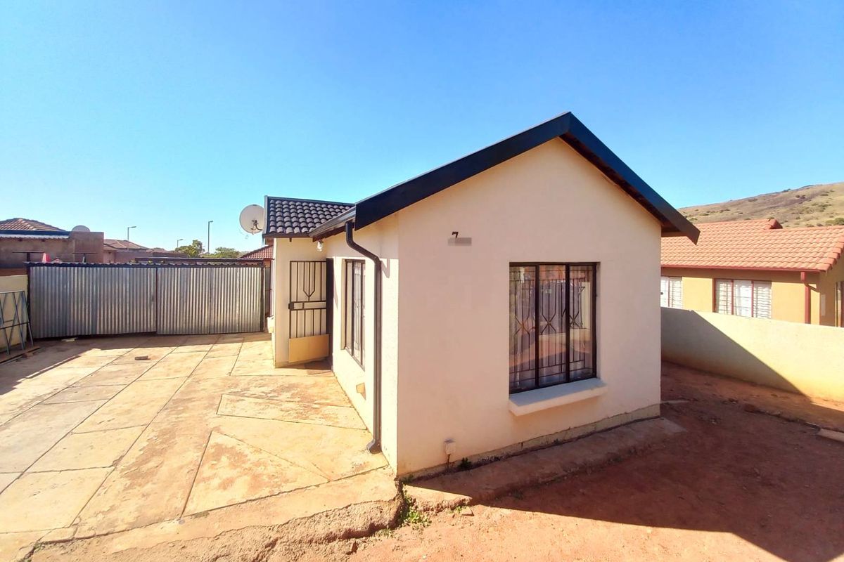 Three bedrooms house for sale - Photo 3