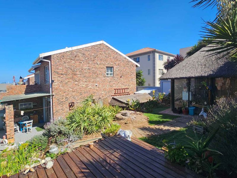 Townhouse in Hartenbos up for grab - Photo 8