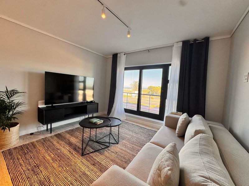 Modern one bedroom close to beach front - Photo 5