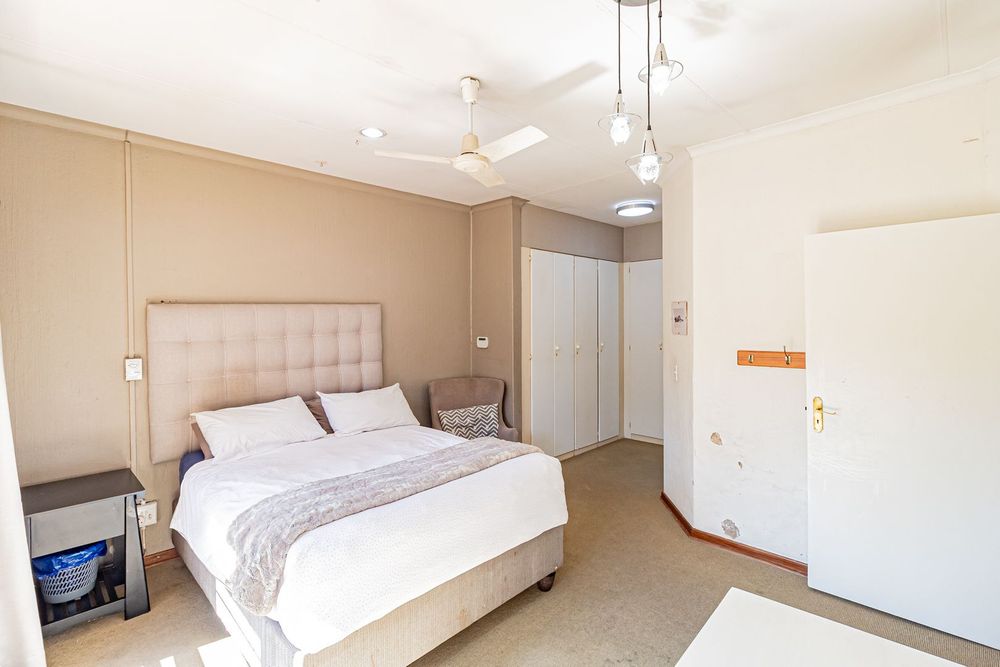 Main bedroom