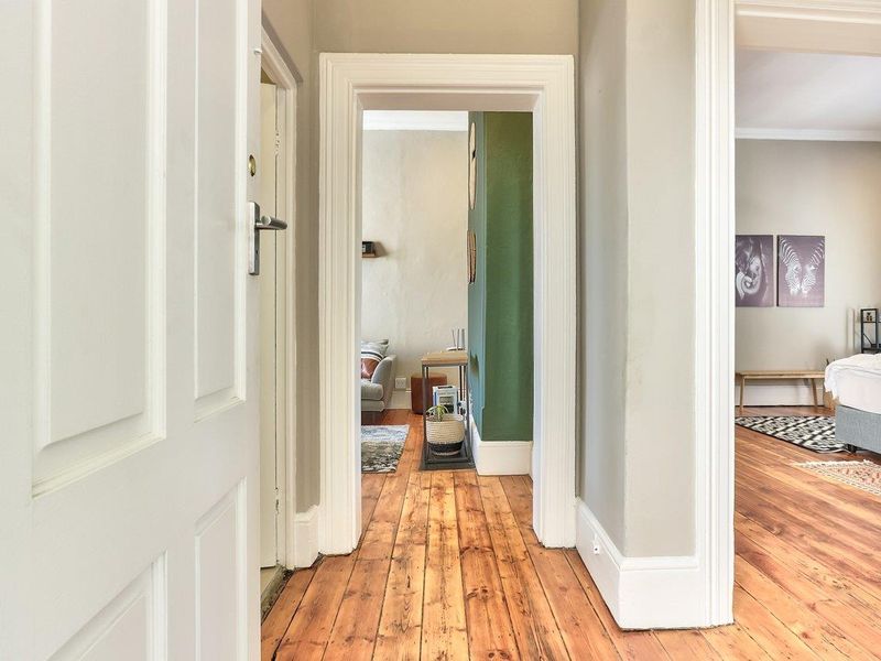Fully Furnished City Centre Apartment (1 Year rental) - Photo 10