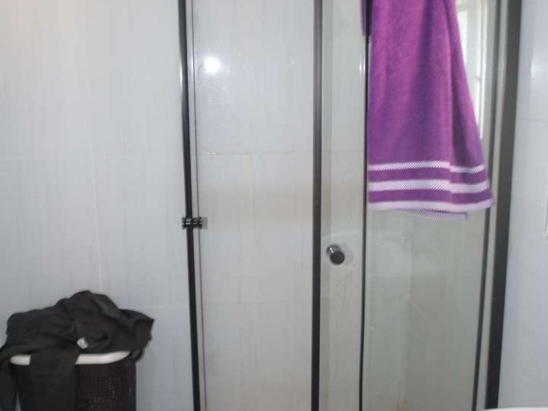 Cozy, Charming 3-bedroom house to be your home in well sought after area (Midvaal) - Photo 6