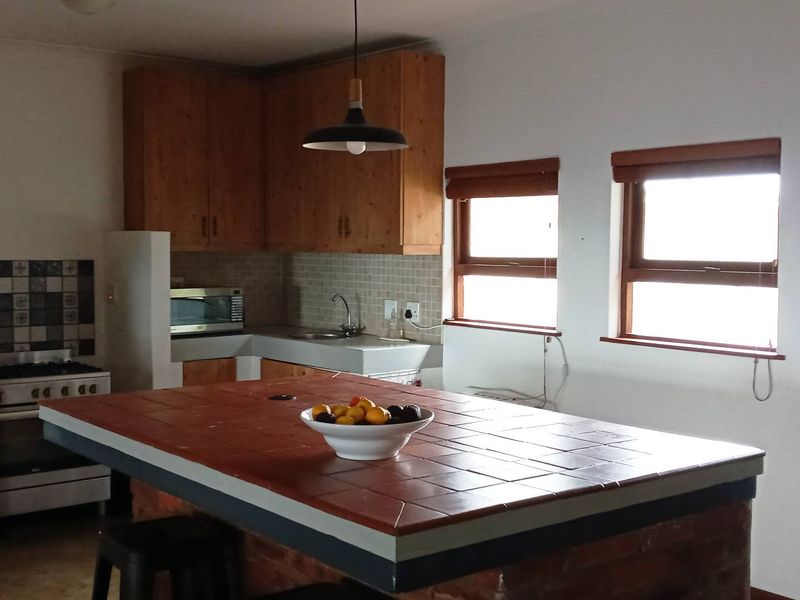 Commercial Property To Let – Large Farmhouse & House in Botha’s Hill - Photo 7