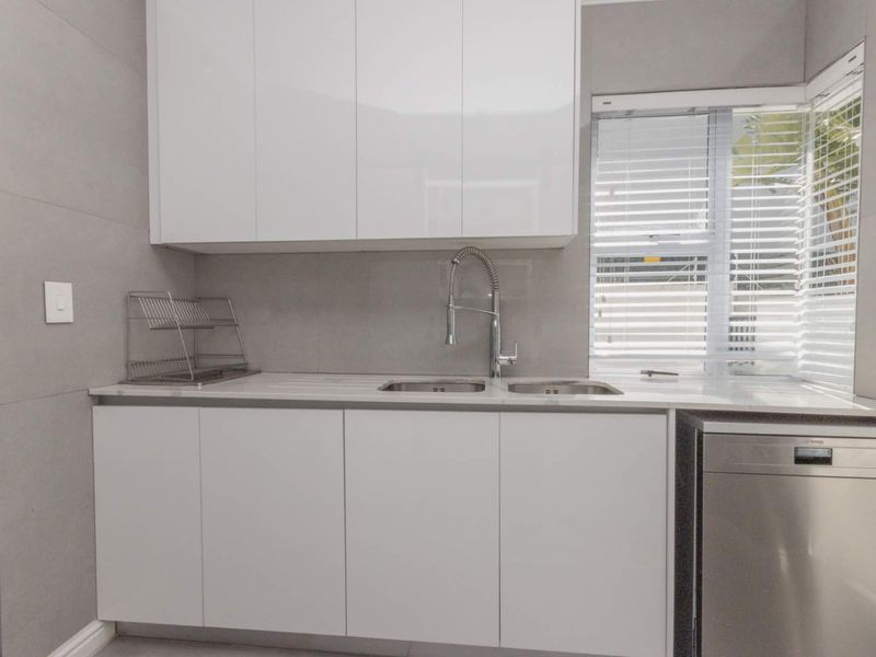 Extravagant Coastal Home in Sunset Beach - Photo 10