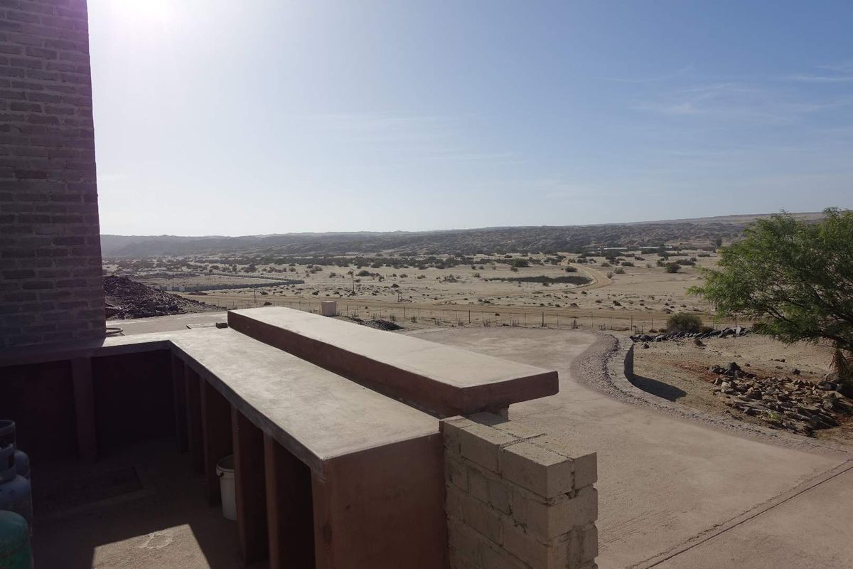 30HA SMALLHOLDING WITH DWELLINGS & FREE RANGE CHICKEN FARMING FACILITIES - Photo 3