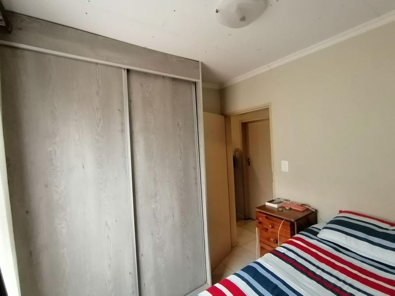 Charming 2-Bedroom Home – Ideal for First-Time Buyers or Investors - Photo 10