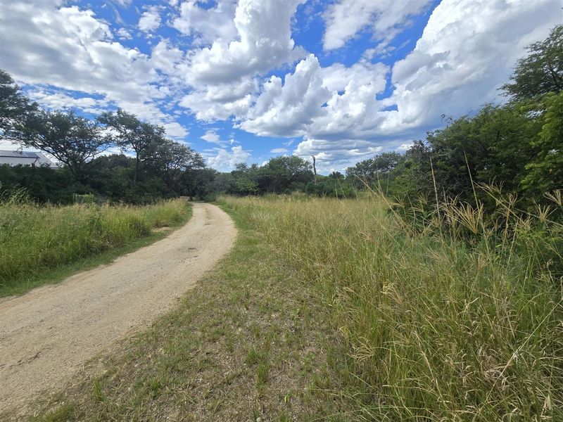 Spectacular Mountain Views & Exceptional Privacy - Photo 6