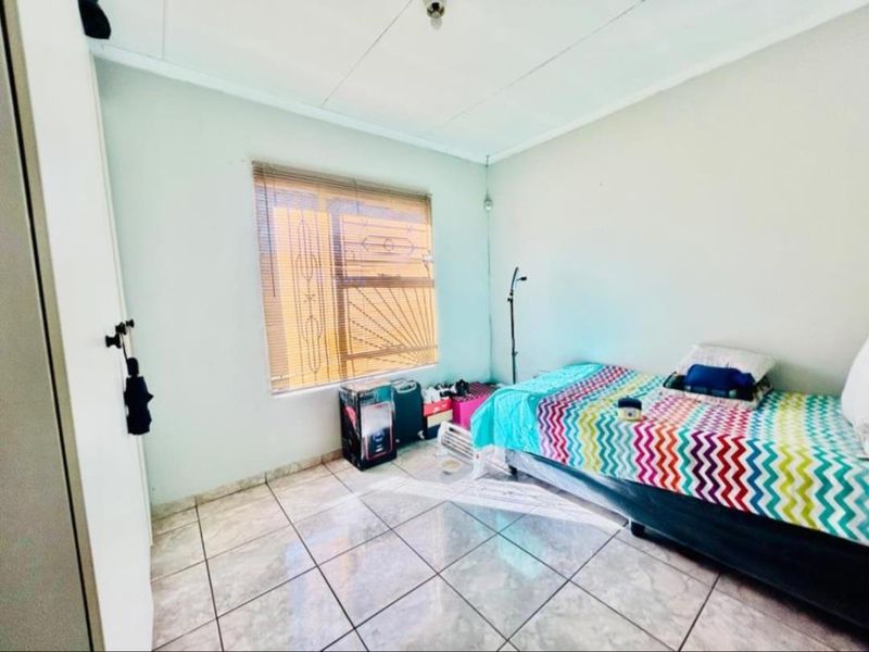 3 Bedroom House For Sale in Vanderbijlpark Ce3 - Photo 10