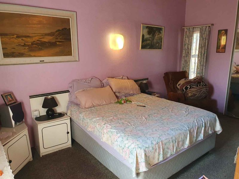 No Transfer Duty Linmeyer Gardens Sectional Title Facebrick Spacious Duplex - Photo 3