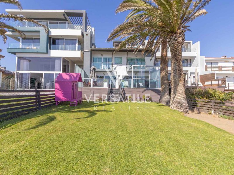 Beachfront House For Sale - Photo 3