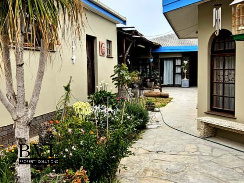 4 Bedroom family home for sale in Ocean View - Photo 3