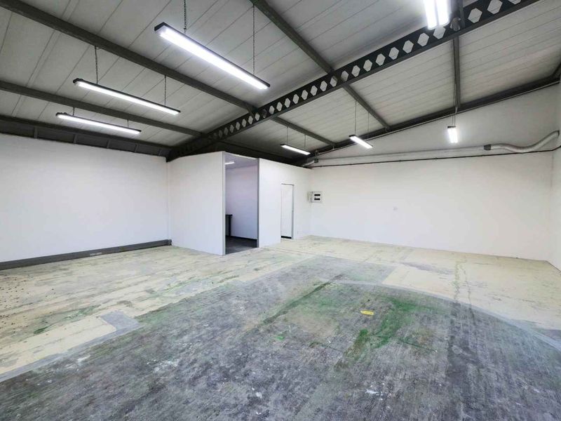 Mixed-Use Storage Unit Available For Rent - Montague Gardens - Photo 5