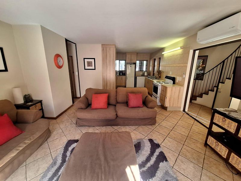 Spectacular Dual-Level Property with Stunning Views and Move-In Ready Convenience - Photo 4