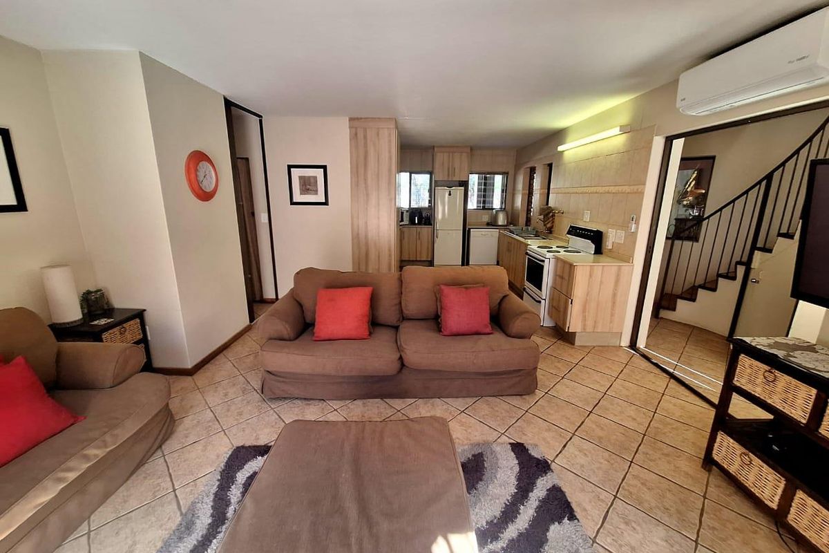 Spectacular Dual-Level Property with Stunning Views and Move-In Ready Convenience - Photo 4