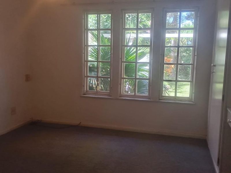 Investment or a cosy safe comfortable home!! - Photo 5