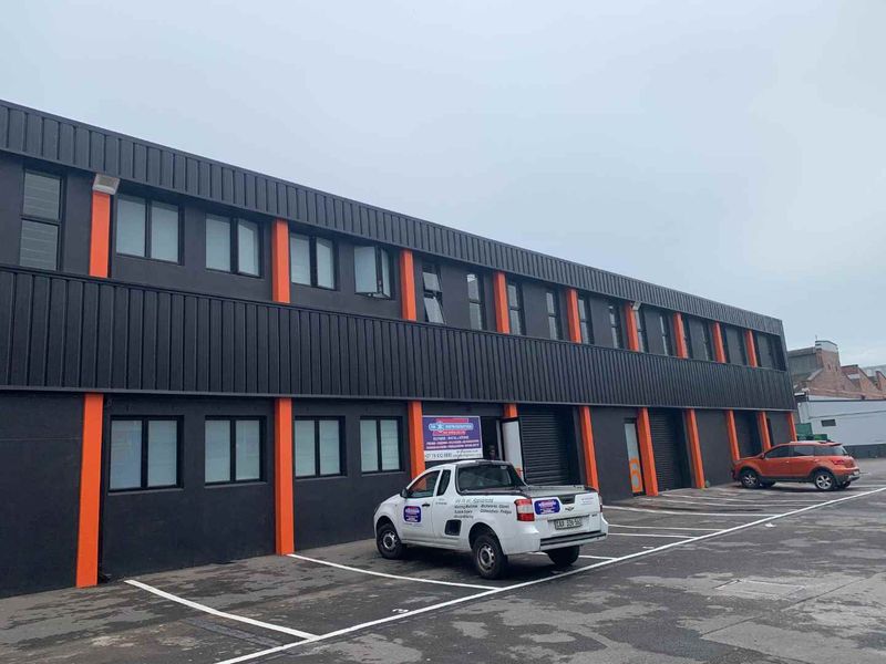 Unique 1ST Floor Opportunity - Act Fast - Photo 2