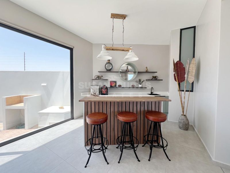 Beachfront Bliss – Fully Furnished & Move-In Ready - Photo 3