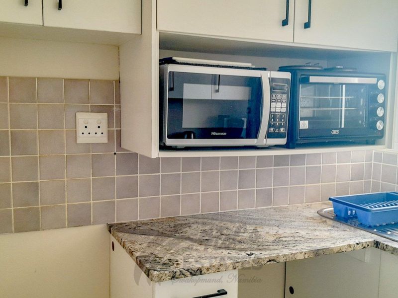 Partially Furnished To Rent in Central Swakopmund - Photo 8