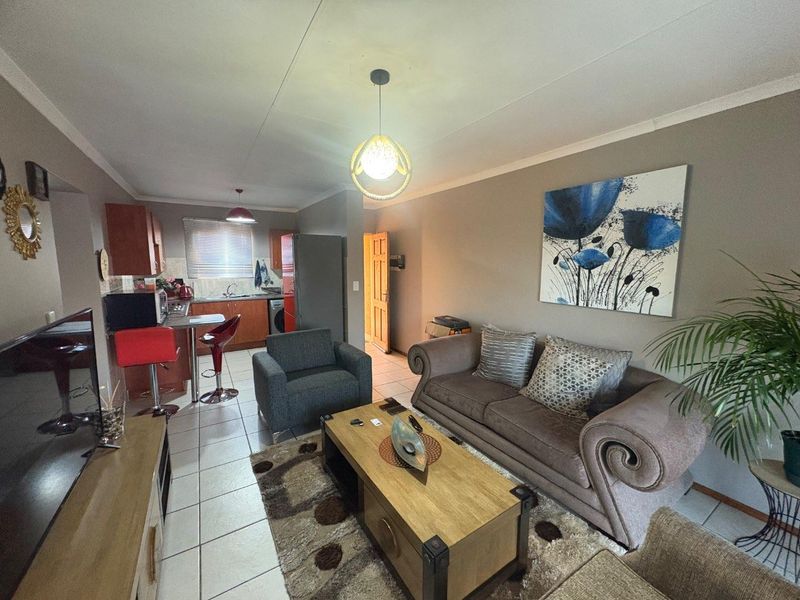 2 Bedroom Home in Parklands Estate - Photo 3