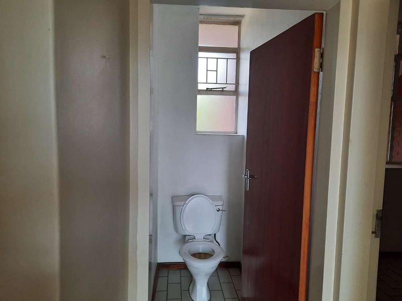Enjoy Comfort & Security in This Neat 2-Bed Apartment - Photo 8