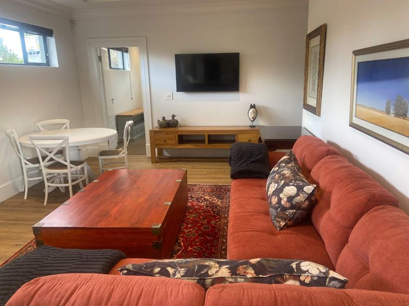 Modern garden Cottage in Constantia - Photo 2