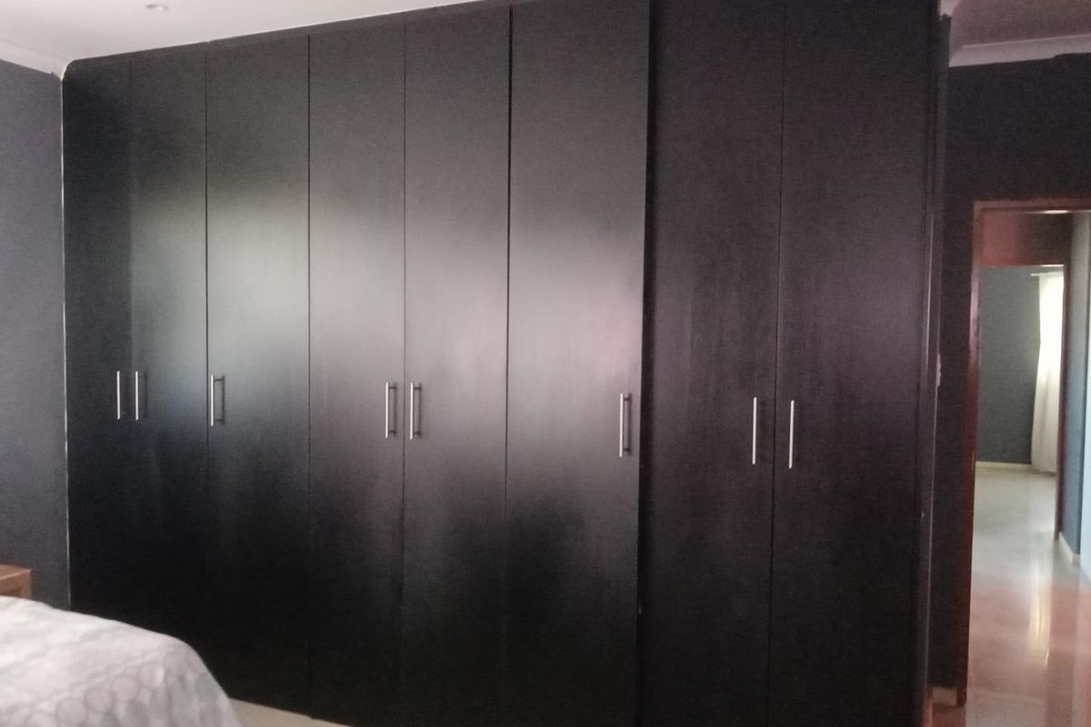 FOR SALE: Spacious 3 bedrooms house for sale in Arandis, Selling price N$900,000 cost excluded (Negotiable), Erf size 480 m2, - Photo 5