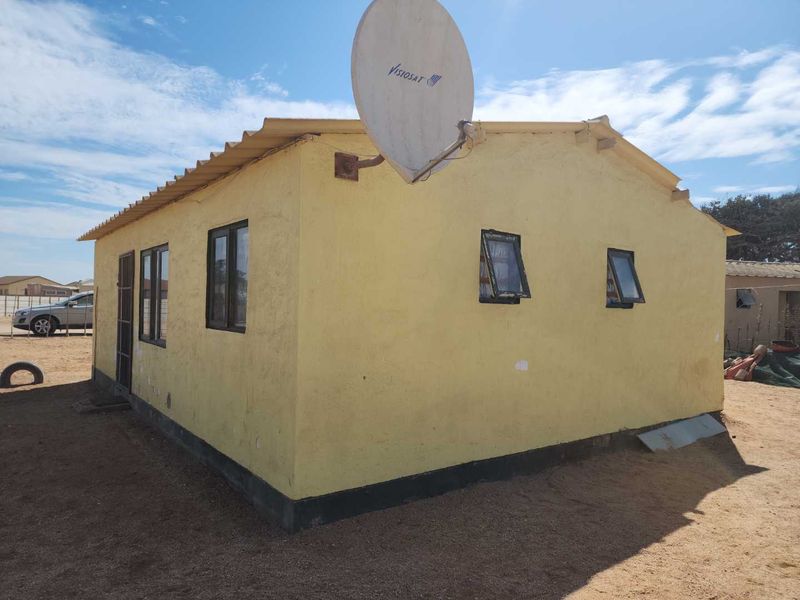 Corner plot property in Omdel, Henties Bay. - Photo 4