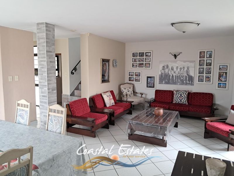 Charming 4-Bedroom Townhouse in Central Swakopmund - Photo 4