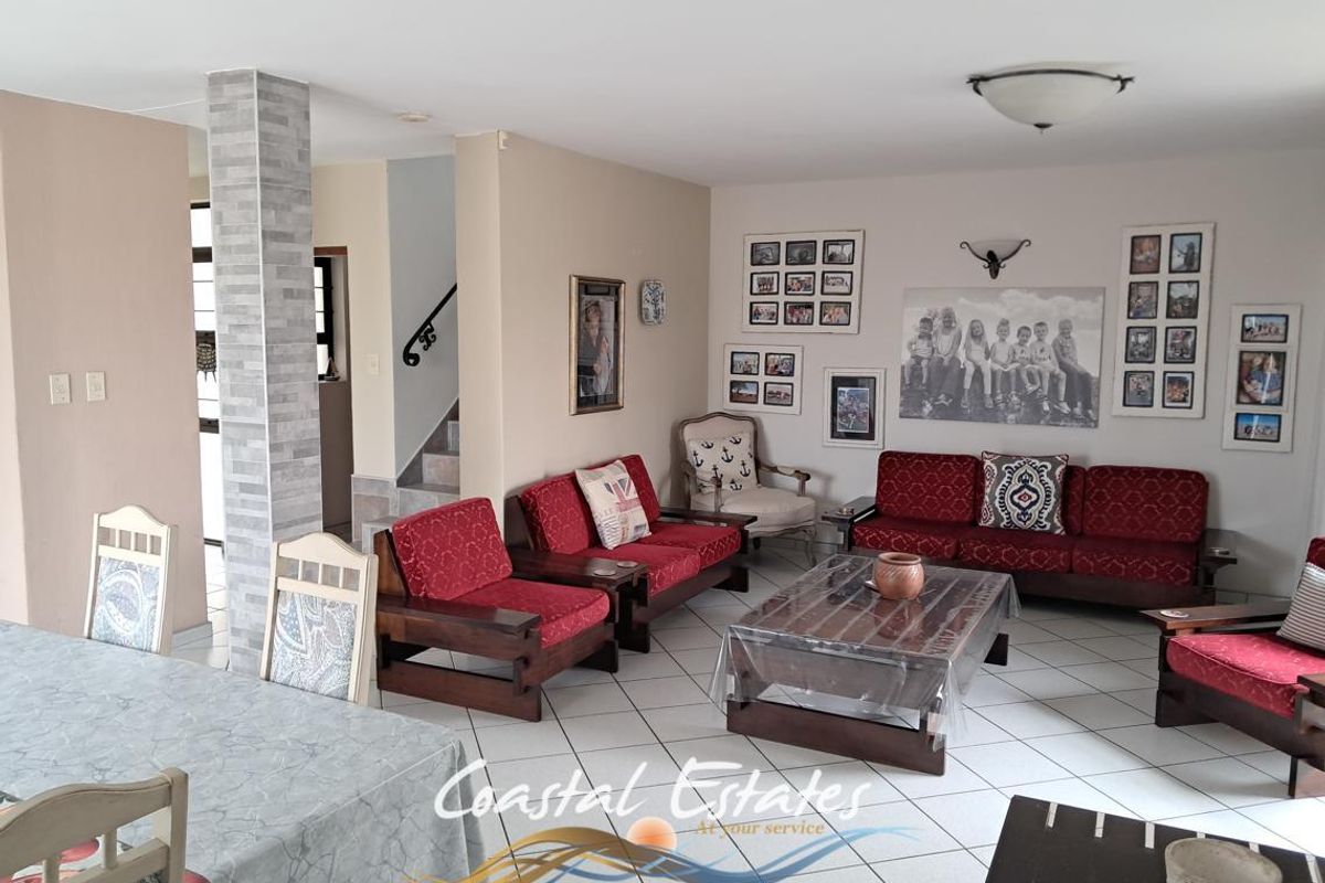 Charming 4-Bedroom Townhouse in Central Swakopmund - Photo 4